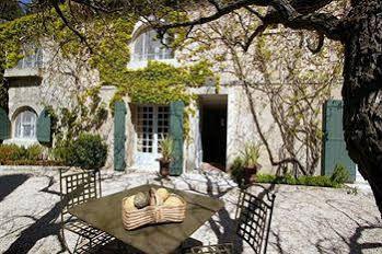 Baumaniere - De Provence Hotel Les Baux-de-Provence